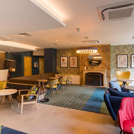Holiday Inn Cambridge By Ihg Girton  Exterior photo