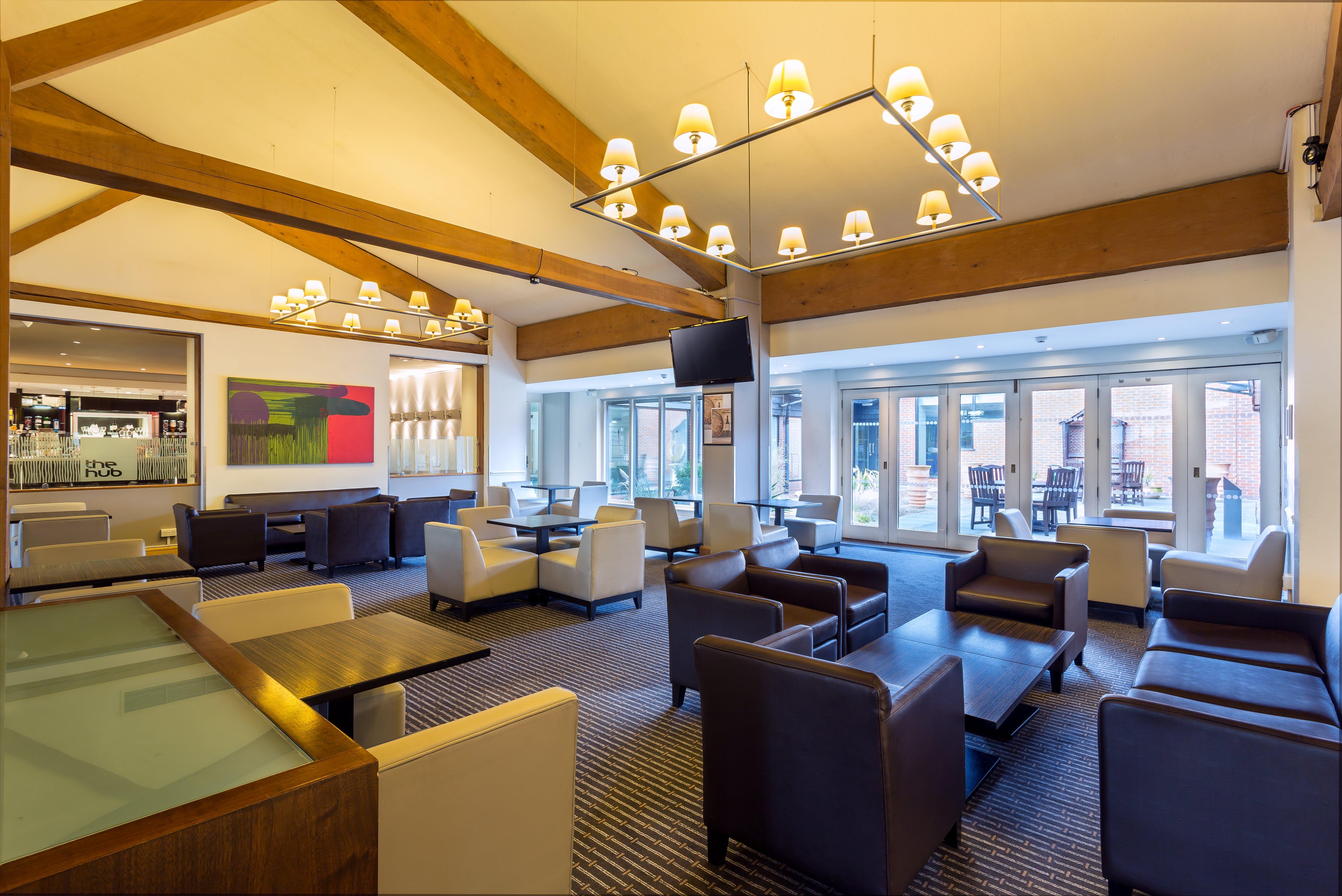 Holiday Inn Cambridge By Ihg Girton  Exterior photo