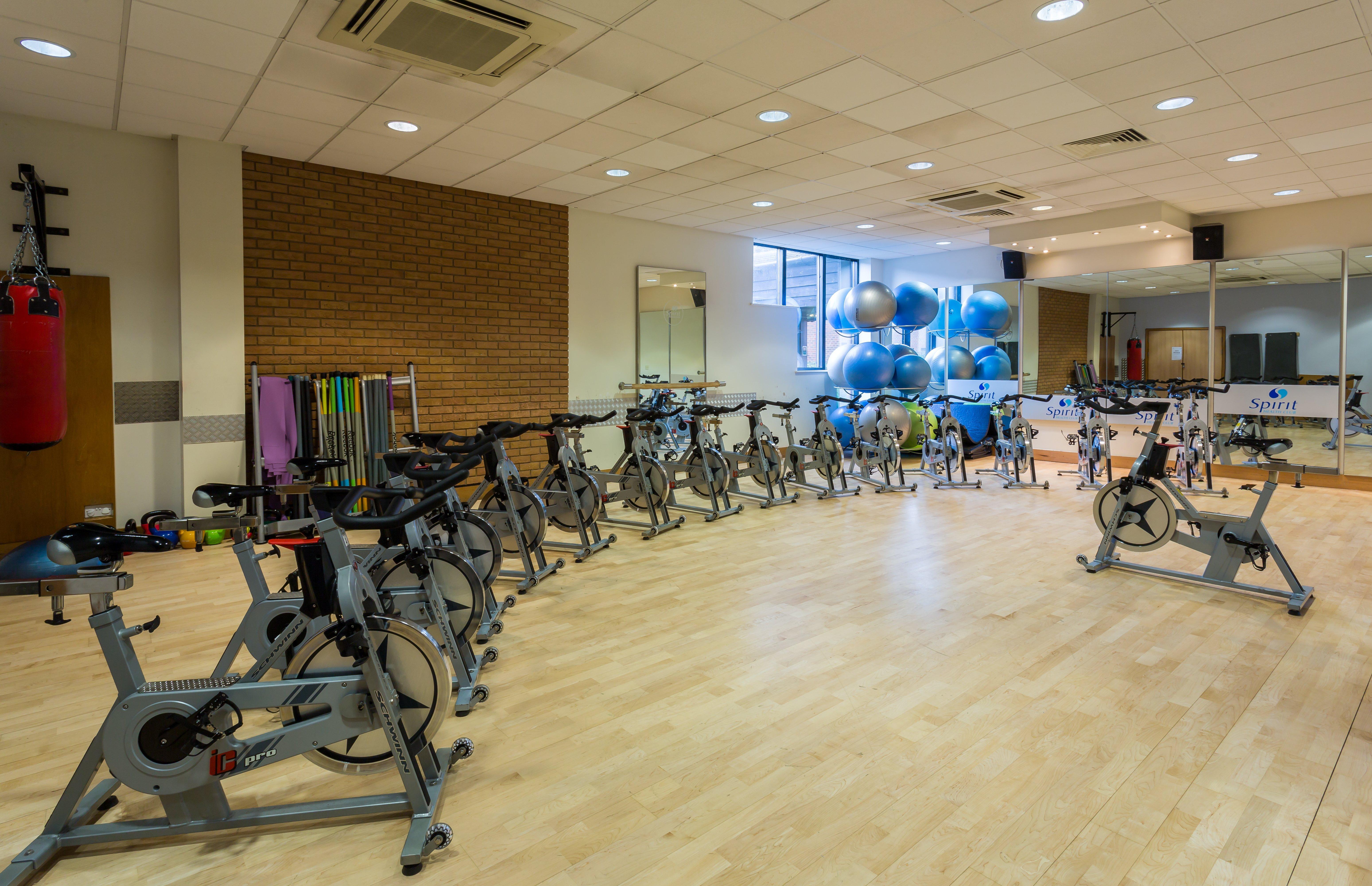Holiday Inn Cambridge By Ihg Girton  Exterior photo