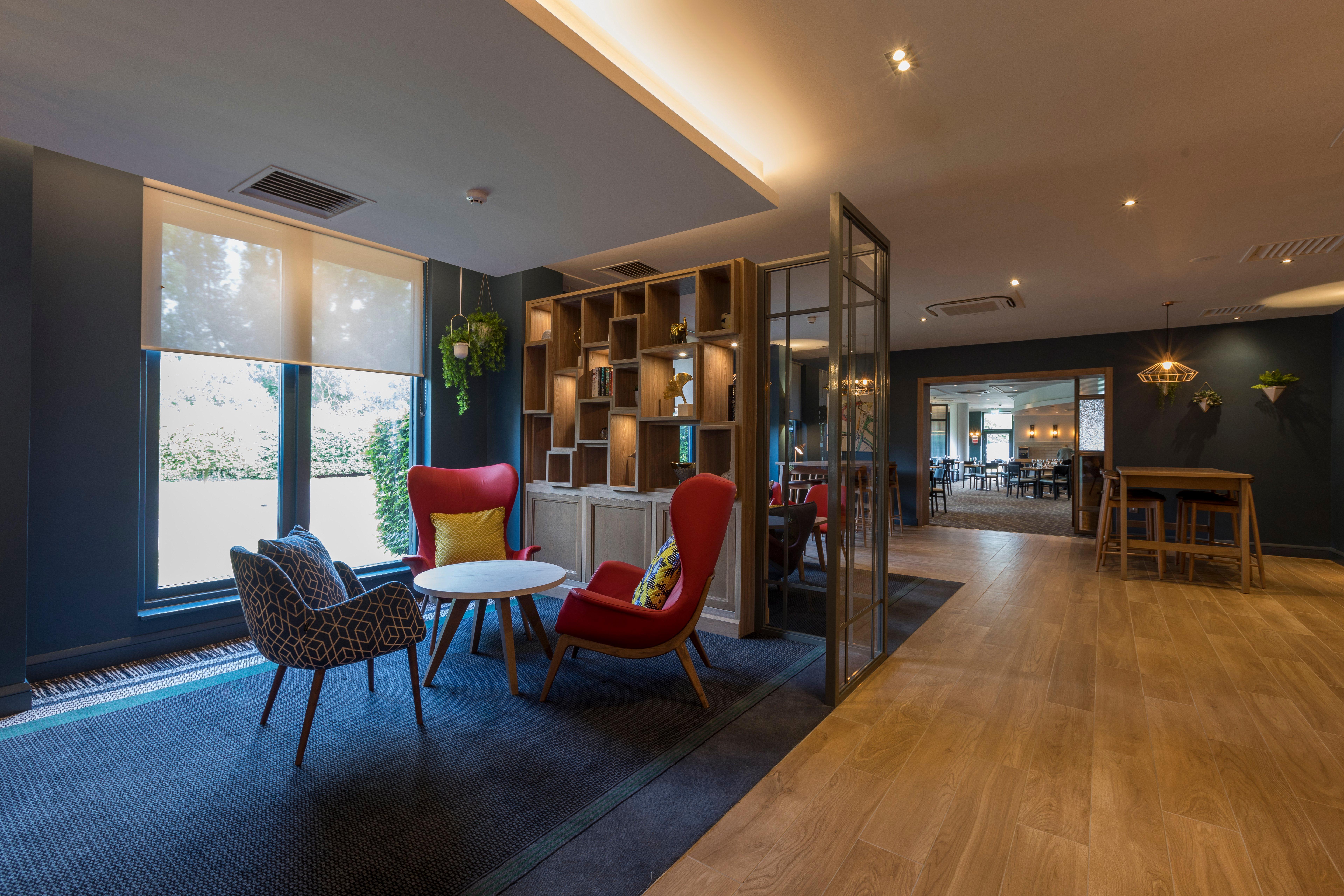 Holiday Inn Cambridge By Ihg Girton  Exterior photo