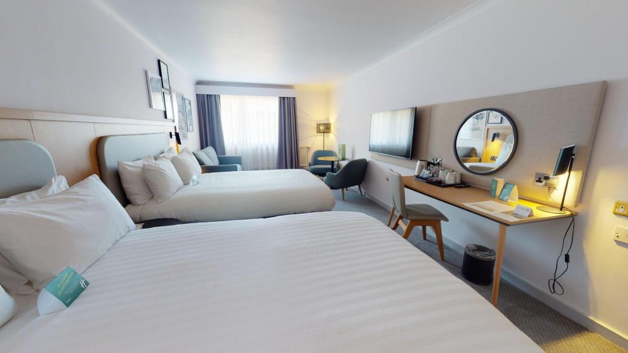 Holiday Inn Cambridge By Ihg Girton  Exterior photo